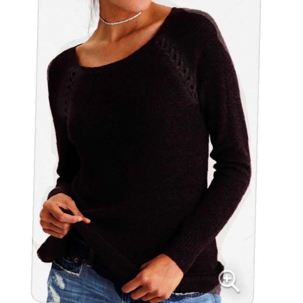 American Eagle Outfitters Shoulder Stitch Sweater